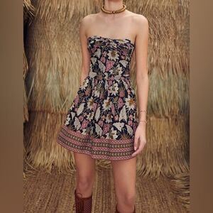 NWT ALEXIS MALENA DRESS. Size Medium.
